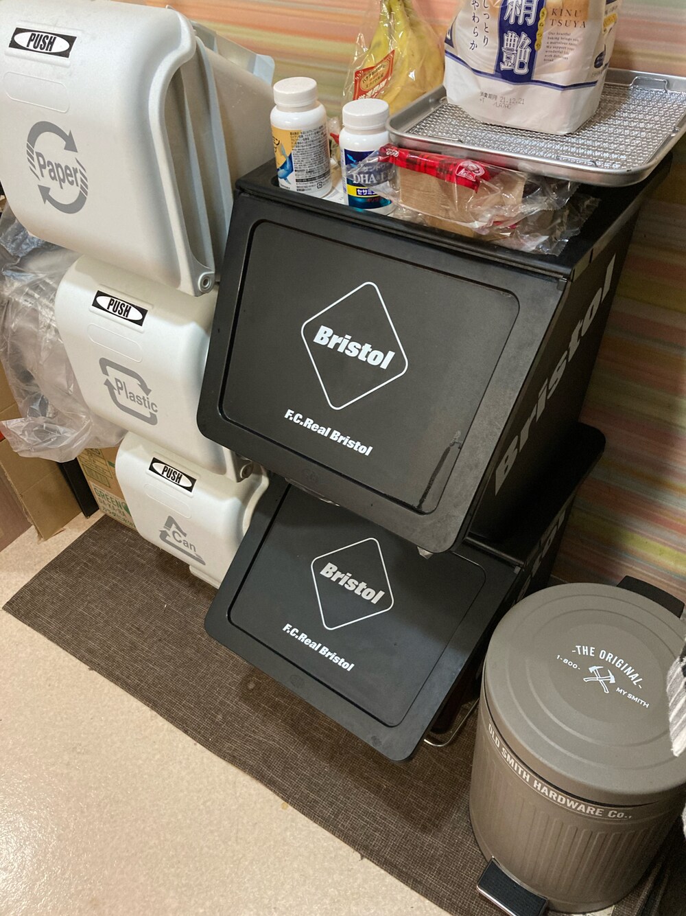 F.C.Real Bristol（エフシーレアルブリストル）の「STACKSTO EMBLEM