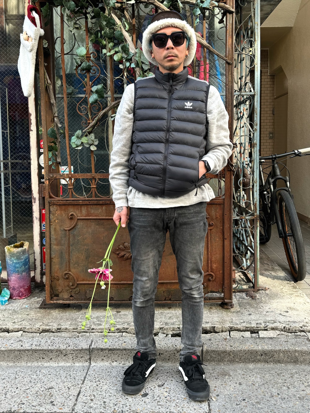 田中奨伍｜adidasのダウンベストを使ったコーディネート - WEAR