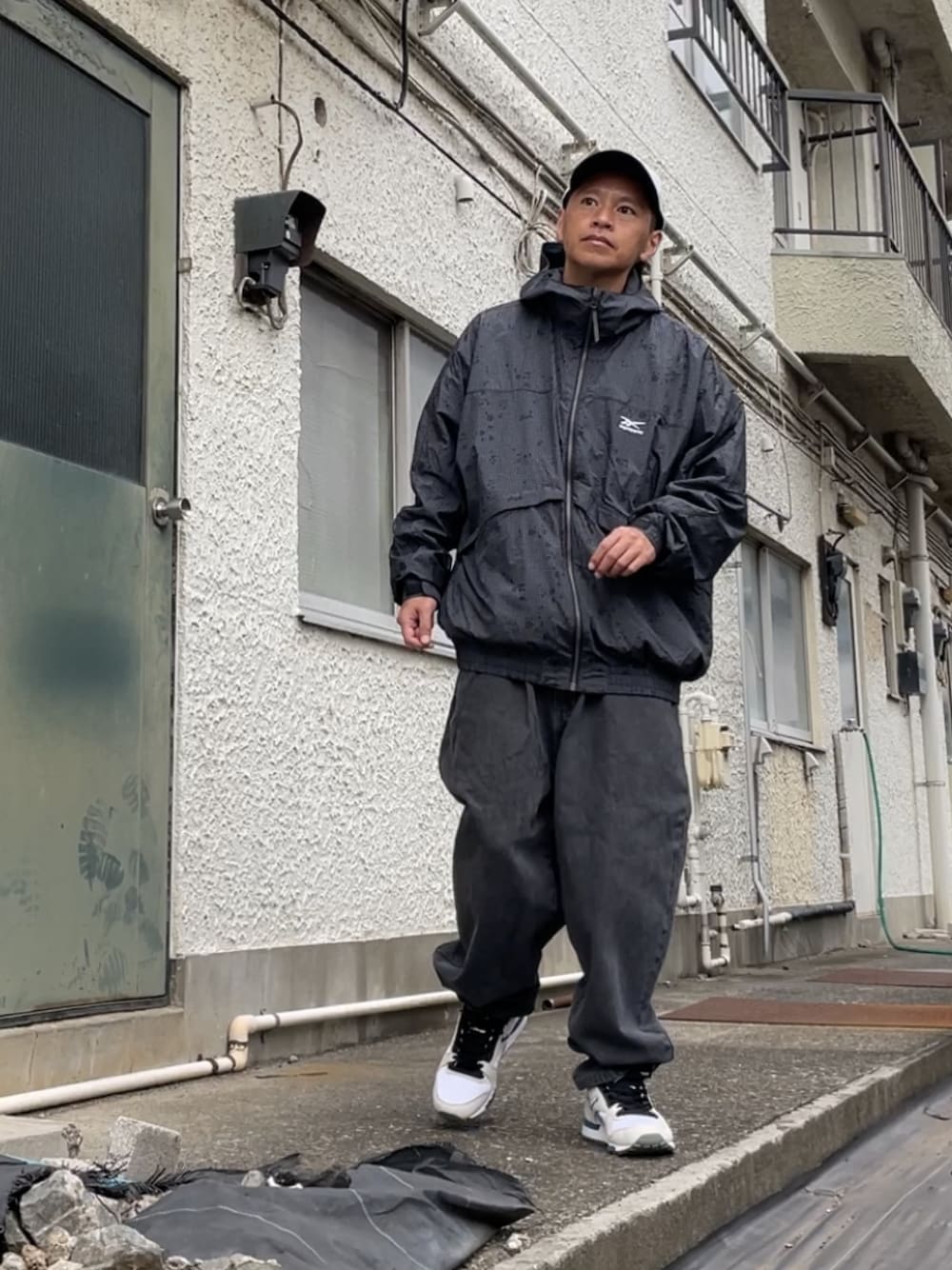 クロ🐑｜Reebokのスニーカーを使ったコーディネート - WEAR