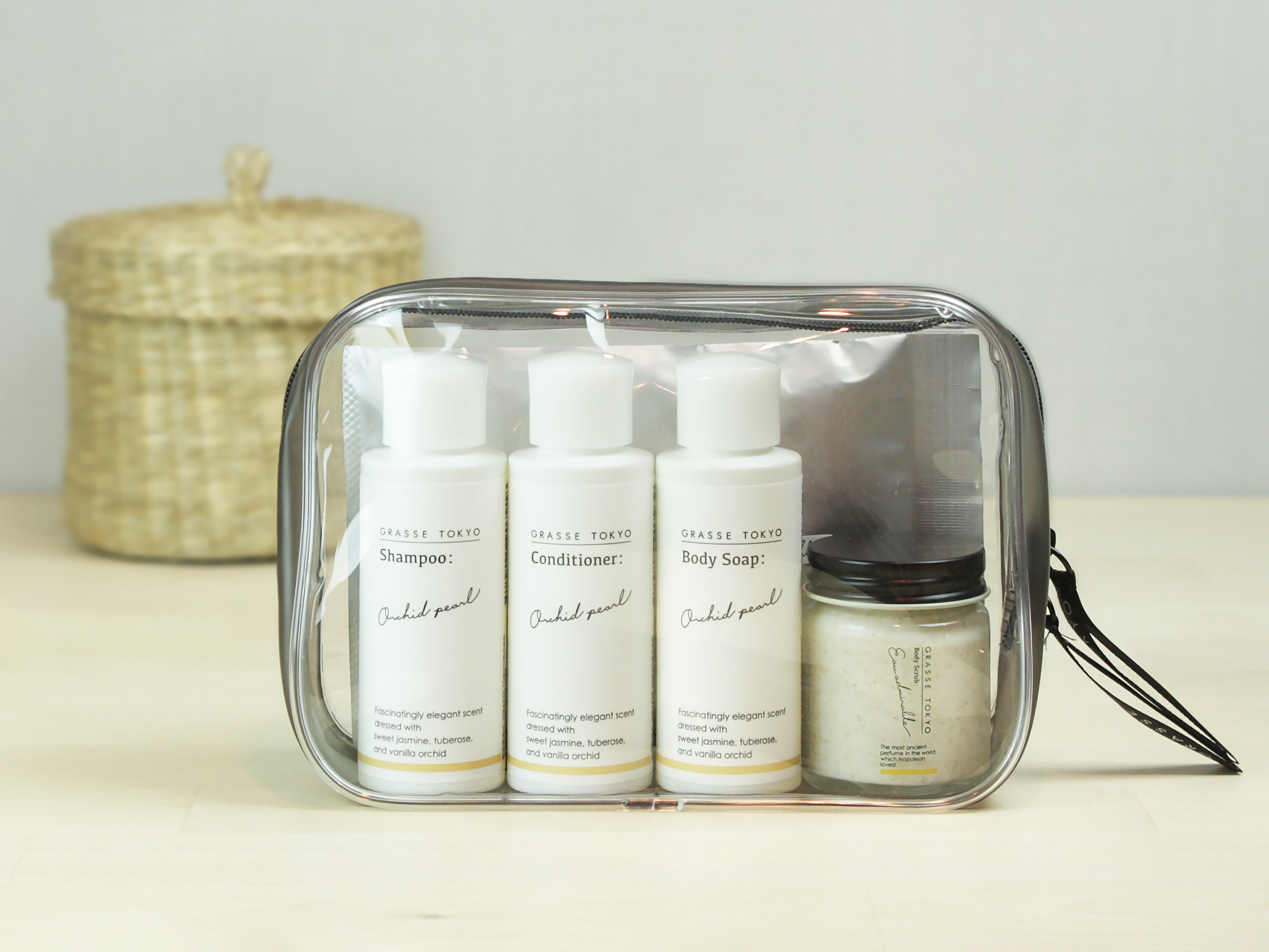 優雅なローズの香り・うるおいタイプのシャンプーセット（ダマスク