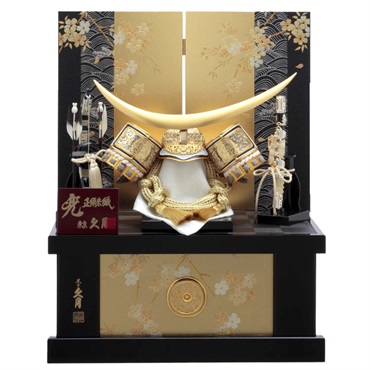 久月 兜収納飾り「伊達桜 (だてざくら)」 五月人形 かぶと | イオン