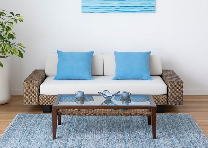 ケイ・ローテーブル (ヒヤシンス)～収納付き～涼しげなガラス天板と