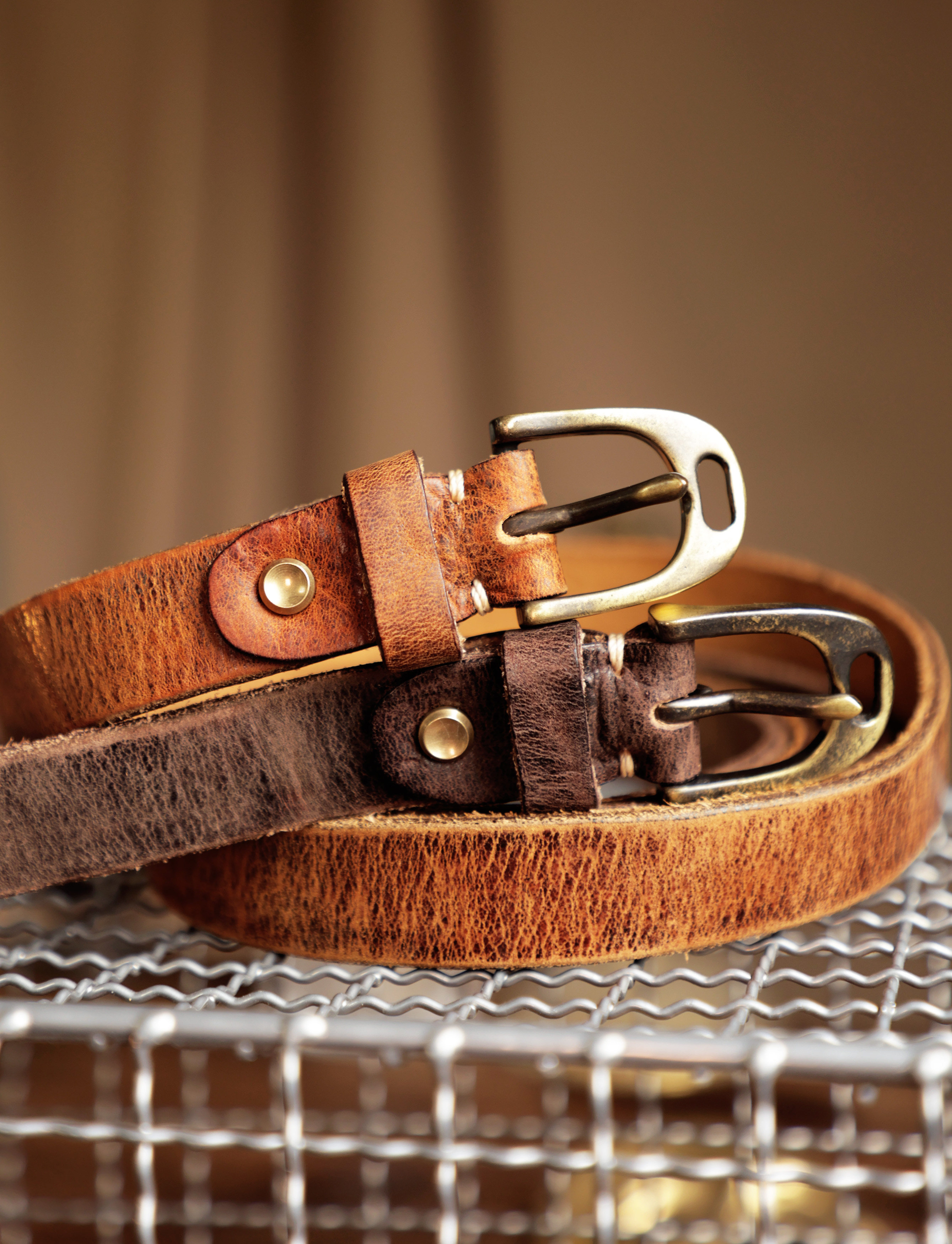 アメリカンヴィンテージ風 ユーズド加工スリムレザーベルト 舊嘢販革