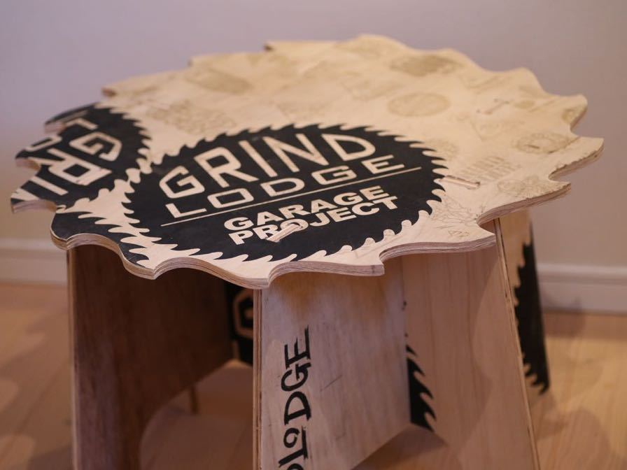 ニック【限定品】グラインドロッヂ スツール GRIND LODGE ニック【限定