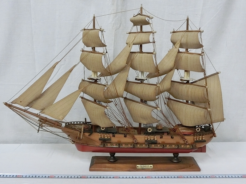 中古】B08087 帆船 フリゲート Siglo XVIII 完成模型 置物 飾物
