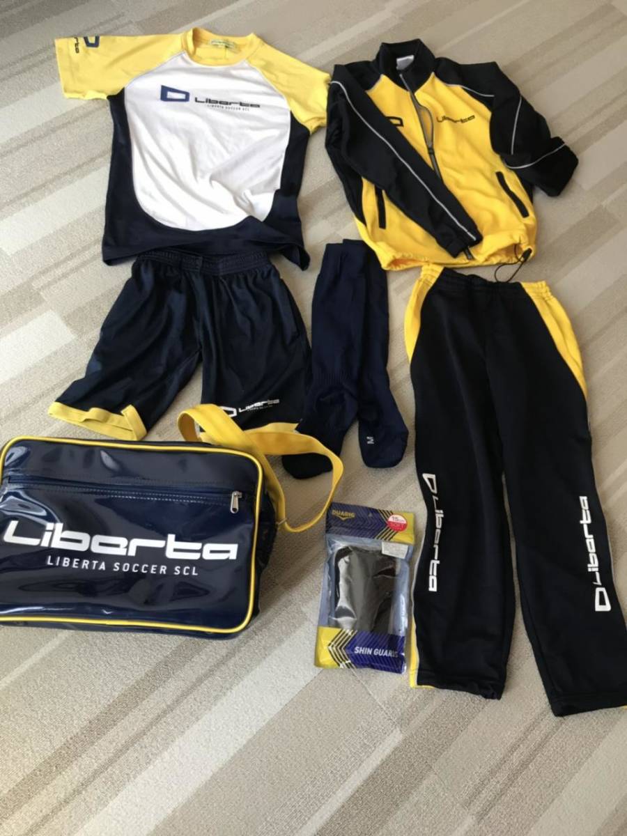 リベルタ ユニフォーム 160 リベルタ冬用ユニフォーム（上Sサイズ、下160）