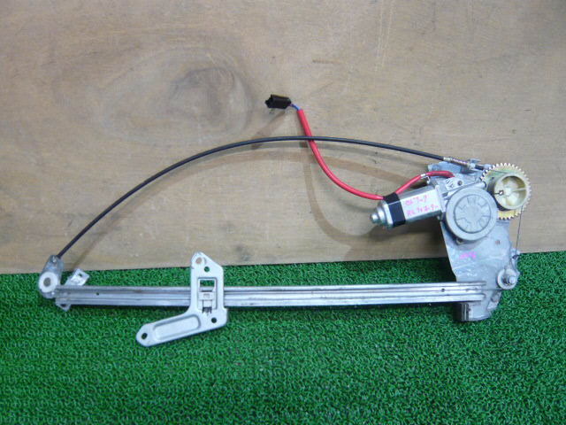 Y32 セドリック/グロリア 右側パワーウィンドウレギュレーター【送料