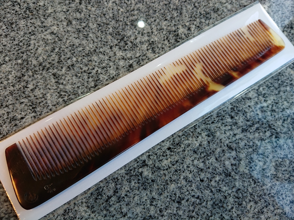 新品 未使用 マルヤ誂 水牛角櫛 特大直刃手付 水牛 櫛のおすすめ人気