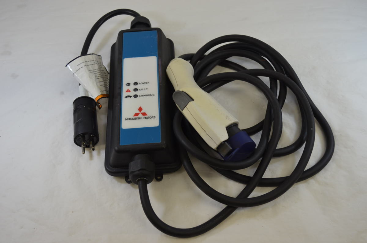 EV PHV PHEV 充電器 ケーブル 三菱純正 9482A122 EV PHV PHEV 充電器