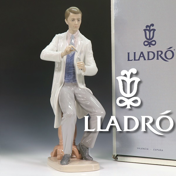 リヤドロ LLADRO スペイン製 優秀なドクター 置物 外科医 | リヤドロ