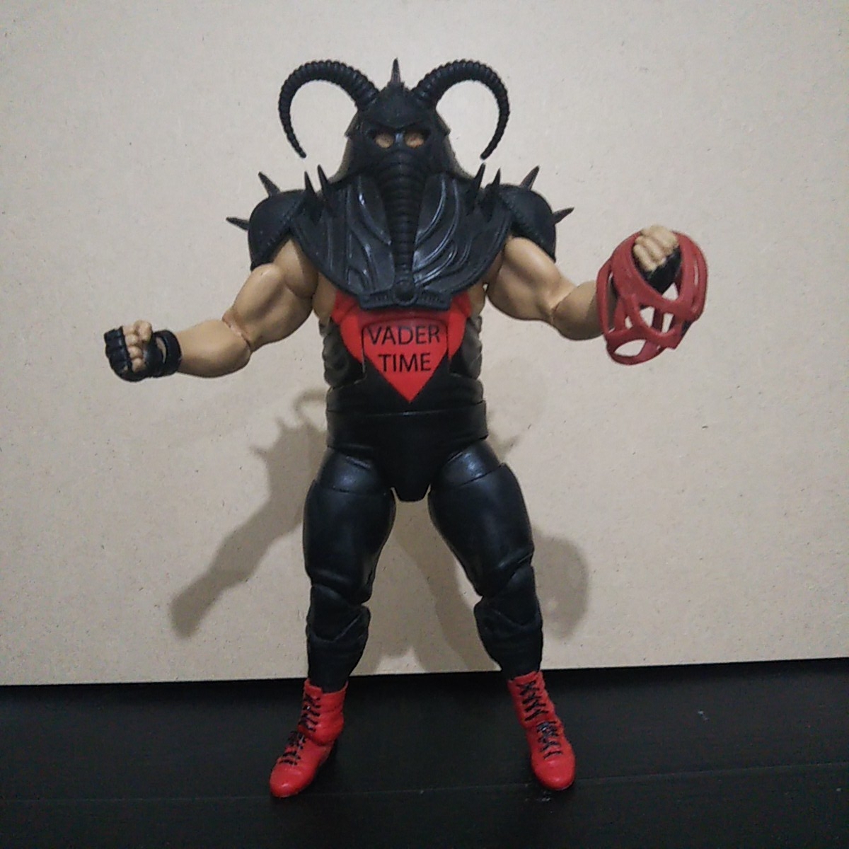 WWE ビッグ・バン・ベイダー フィギュア エリート VADER Amazon.com