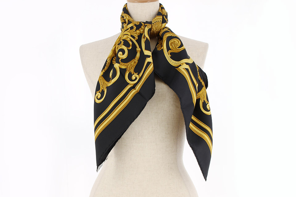 スカーフ 黒/ゴールド