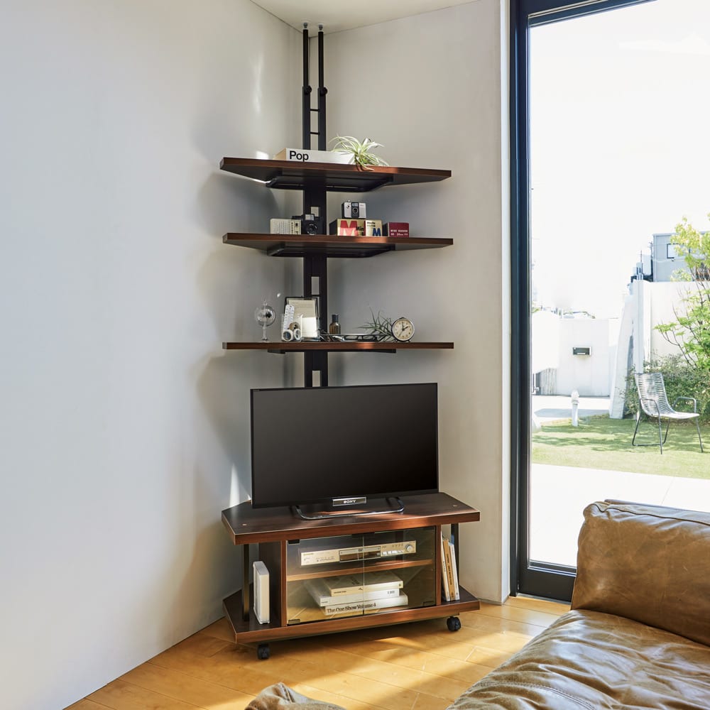 突っ張り式コーナー用ラック 幅90cm・3段 【テレビ上の空間を有効活用