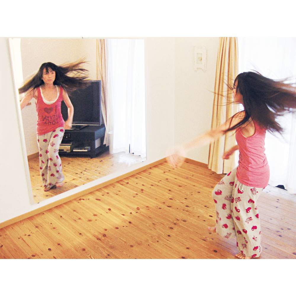 割れない軽量フィルムミラー avex企画ダンス用横長タイプ 115×110cm