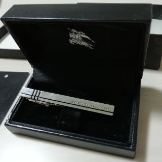 BURBERRY BLACK LABEL（ネクタイピン）のフリマアイテム一覧