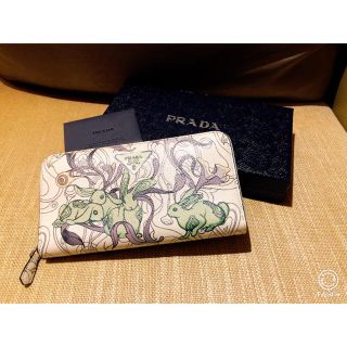 PRADA（財布）のフリマアイテム一覧