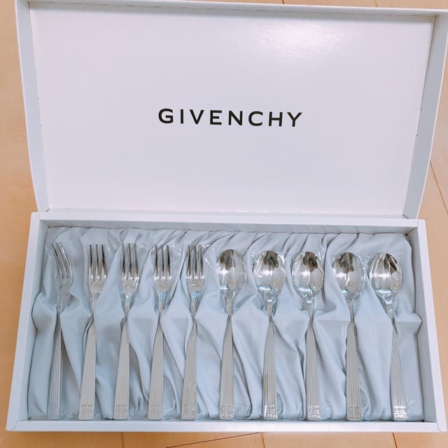 GIVENCHY - 新品 ジバンシー カトラリー セット カラトリー フォーク