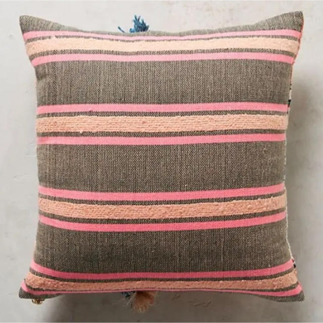 値下げ✩Anthropologie アンソロポロジー 特大クッション ゴールド