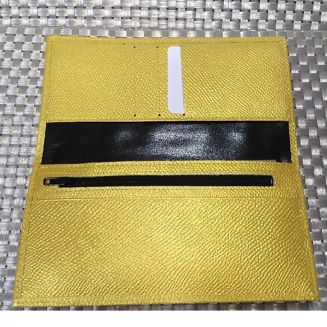 皇居限定 菊の御紋入り 牛革長財布 ゴールド （金色） 新品未使用品 お