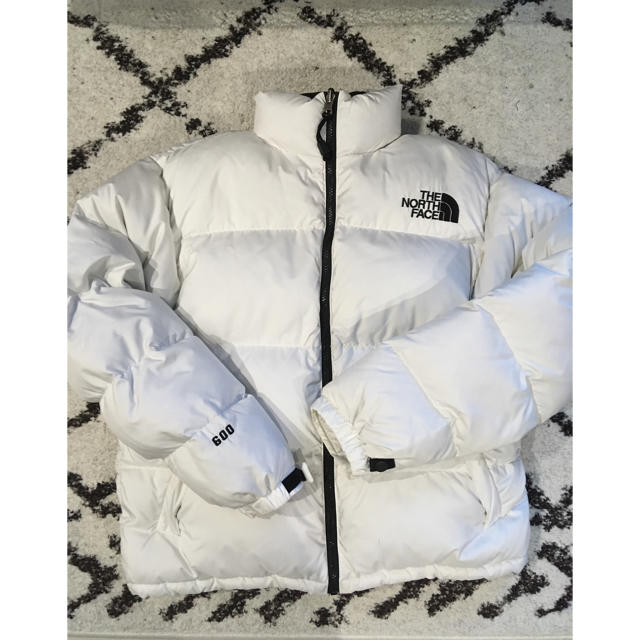 THE NORTH FACE - ザノースフェイス thenorthface ダウン 白の通販 by