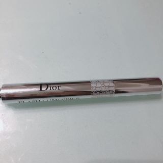 Dior - フラッシュルミナイザー 002アイボリーの通販 by たなか