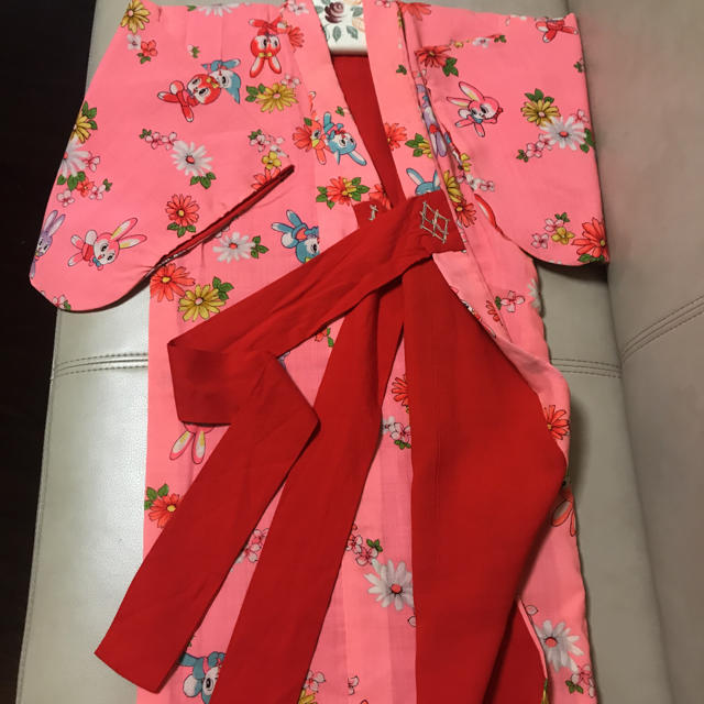 昭和 レトロ アンティーク レトロ雑貨 子供用着物 ピンク色 女の子の