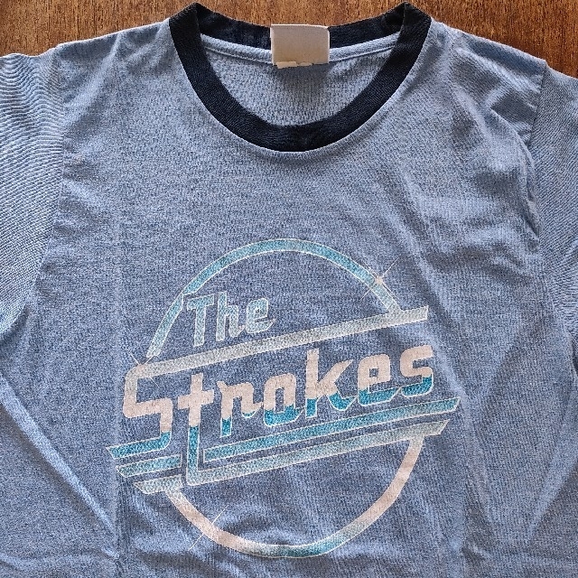 ヴィンテージ2001年当時物THE STROKESストロークス Tシャツの通販 by