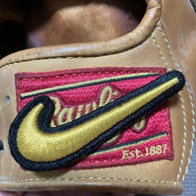 グローブ用 ナイキラベル 黒×金の通販 by UNCCP｜ラクマ