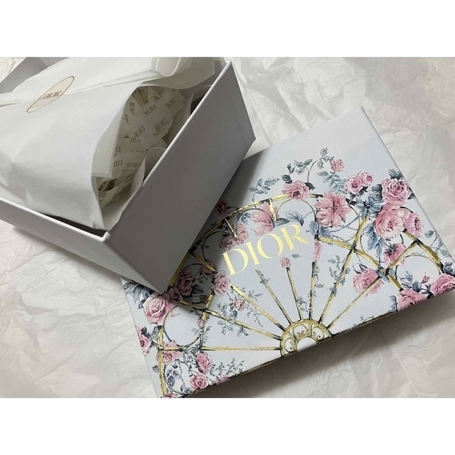 Christian Dior - 2023 新作 母の日 ギフトラッピングセット 限定