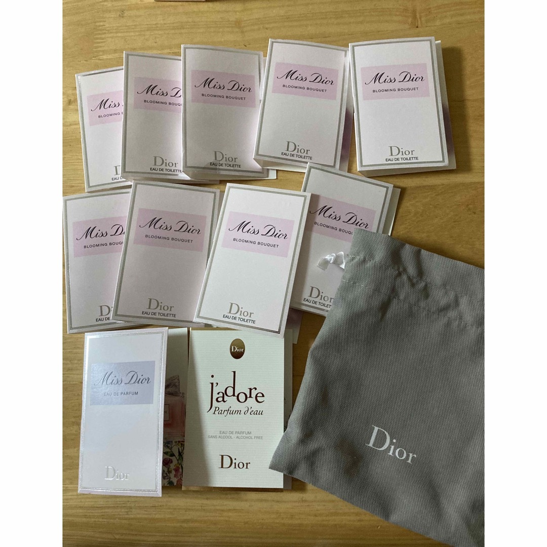 Dior - Dior ディオール 香水サンプルと巾着セットの通販 by なこ's