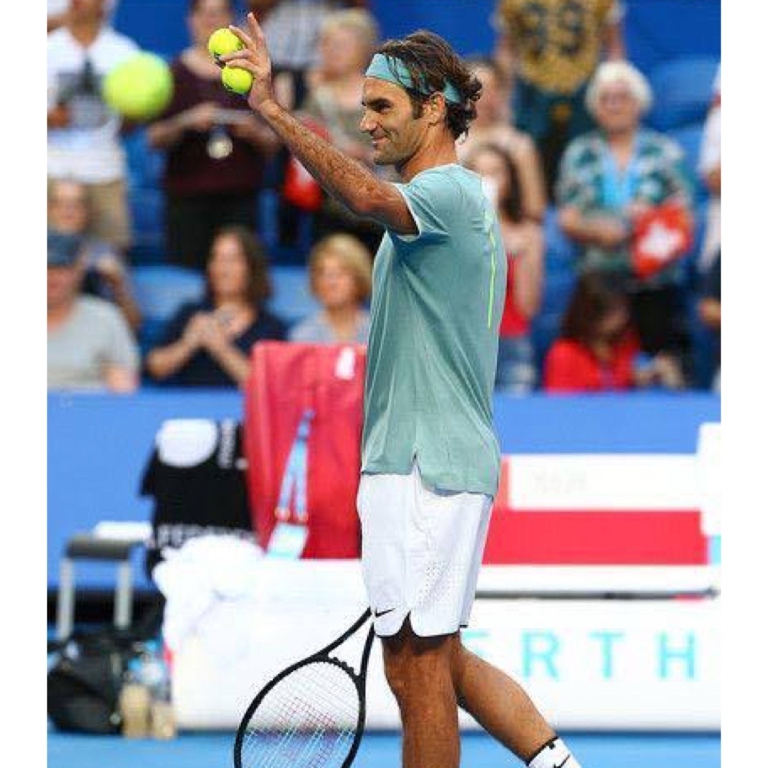 NIKE - 専用 フェデラー着用モデル ナイキ テニスウェアの通販 by