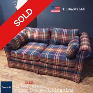 トーマスビル社製 1人掛けソファ 青と赤のストライプThomasville