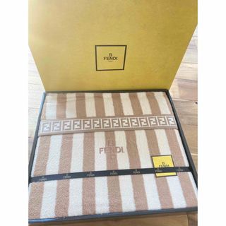 FENDI（寝具）のフリマアイテム一覧