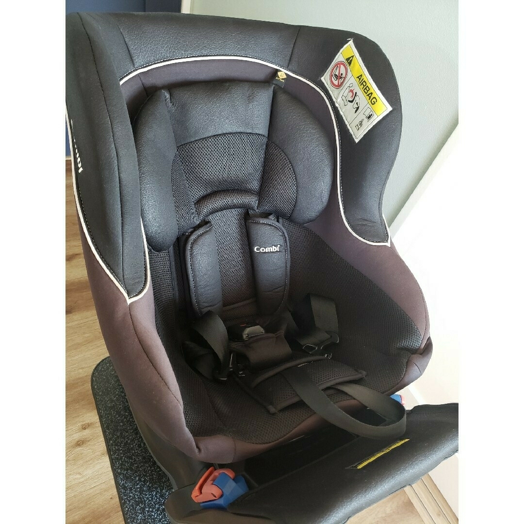 combi - 新生児⚫回転式チャイルドシートコンビ クルムーヴエッグ