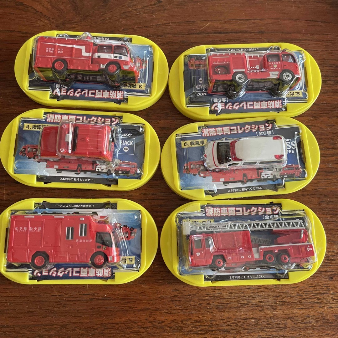 消防車両コレクション ミニカー全6種の通販 by 赤ピアノ｜ラクマ