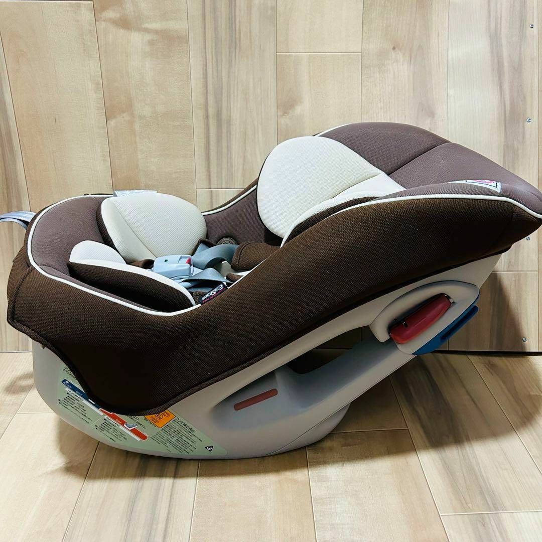 combi - 美品！コンビ 軽量&簡単取付 チャイルドシート コッコロ EG UX