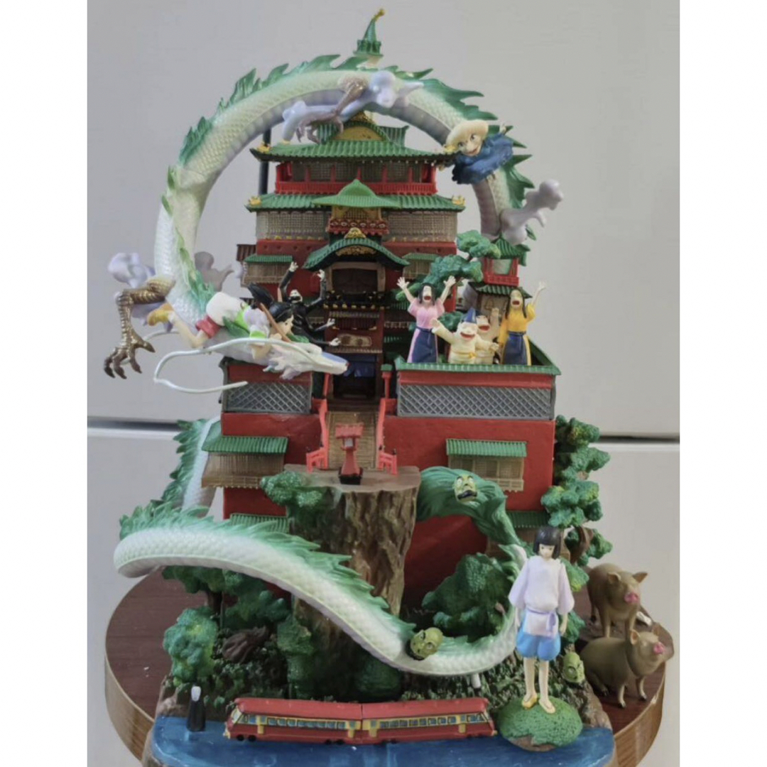 ジブリ 千と千尋の神隠し 油屋 フィギュア PVC製品 ガレージキット の