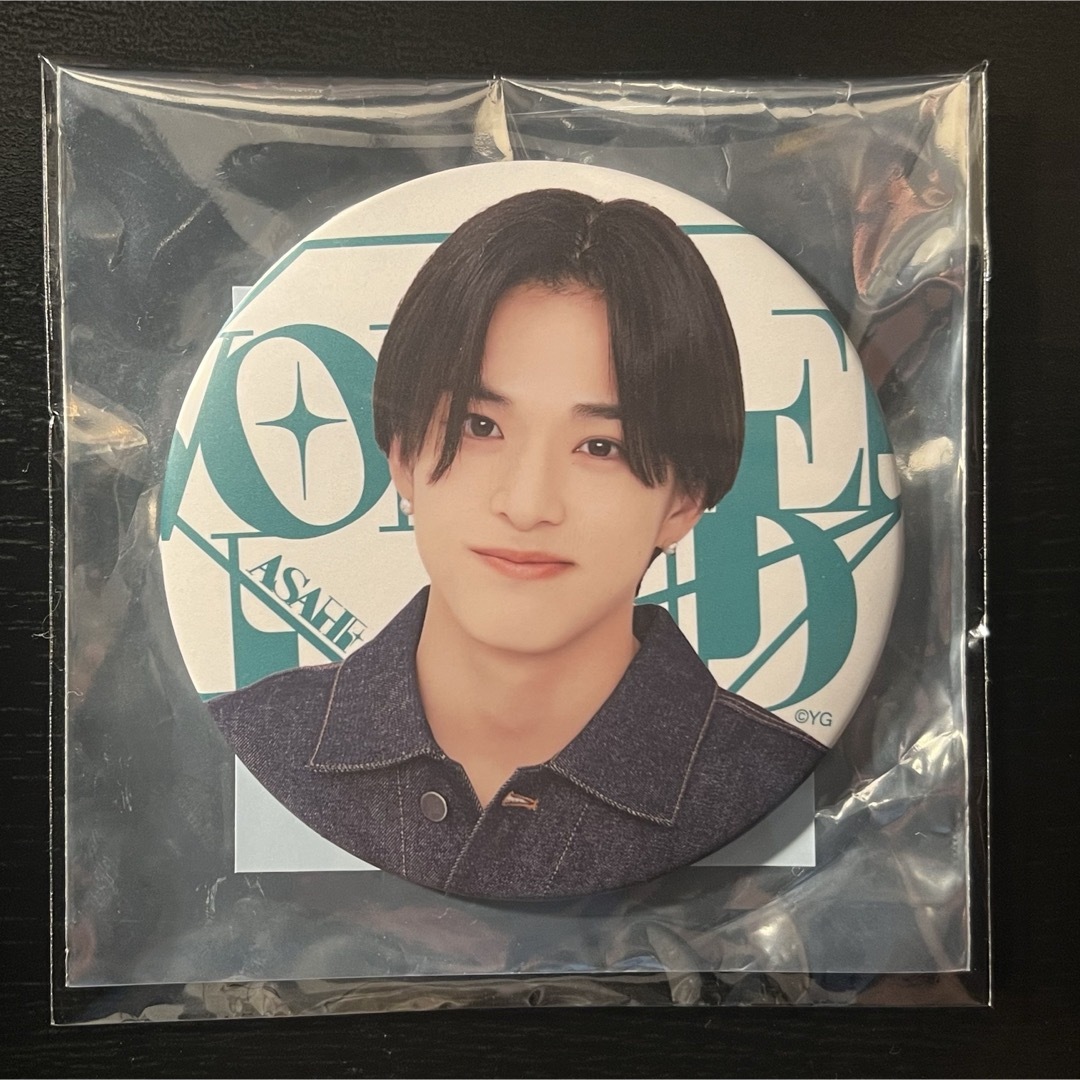 TREASURE アサヒ トレカ アクスタ 缶バッジ ポストカード 人形 セット