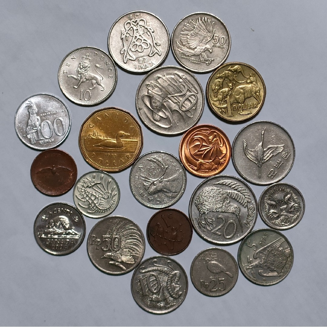 世界の動物コイン 外国 硬貨 貨幣 古銭の通販 by ナイト's shop｜ラクマ