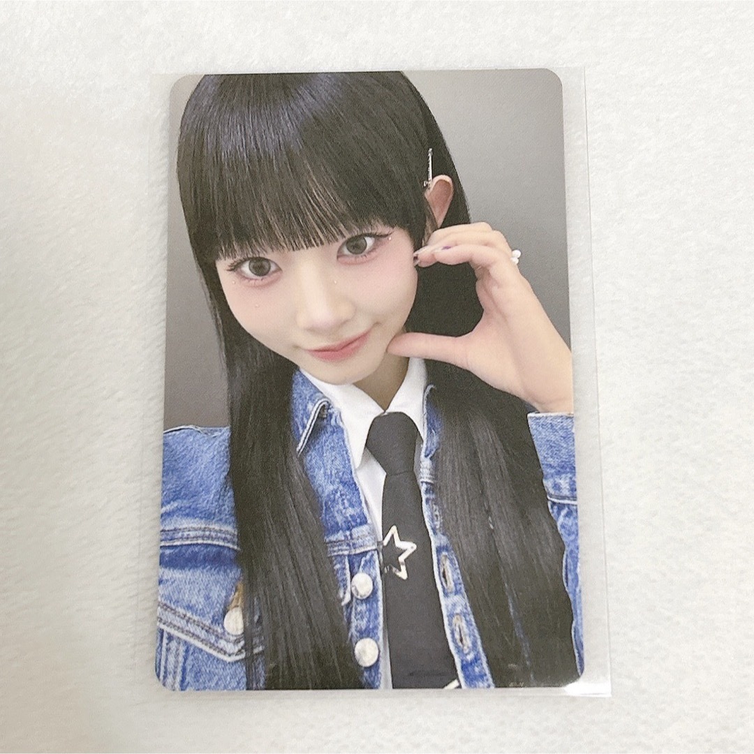 ME:I 飯田栞月 トレカ Hi-Fiveの通販 by m's shop｜ラクマ