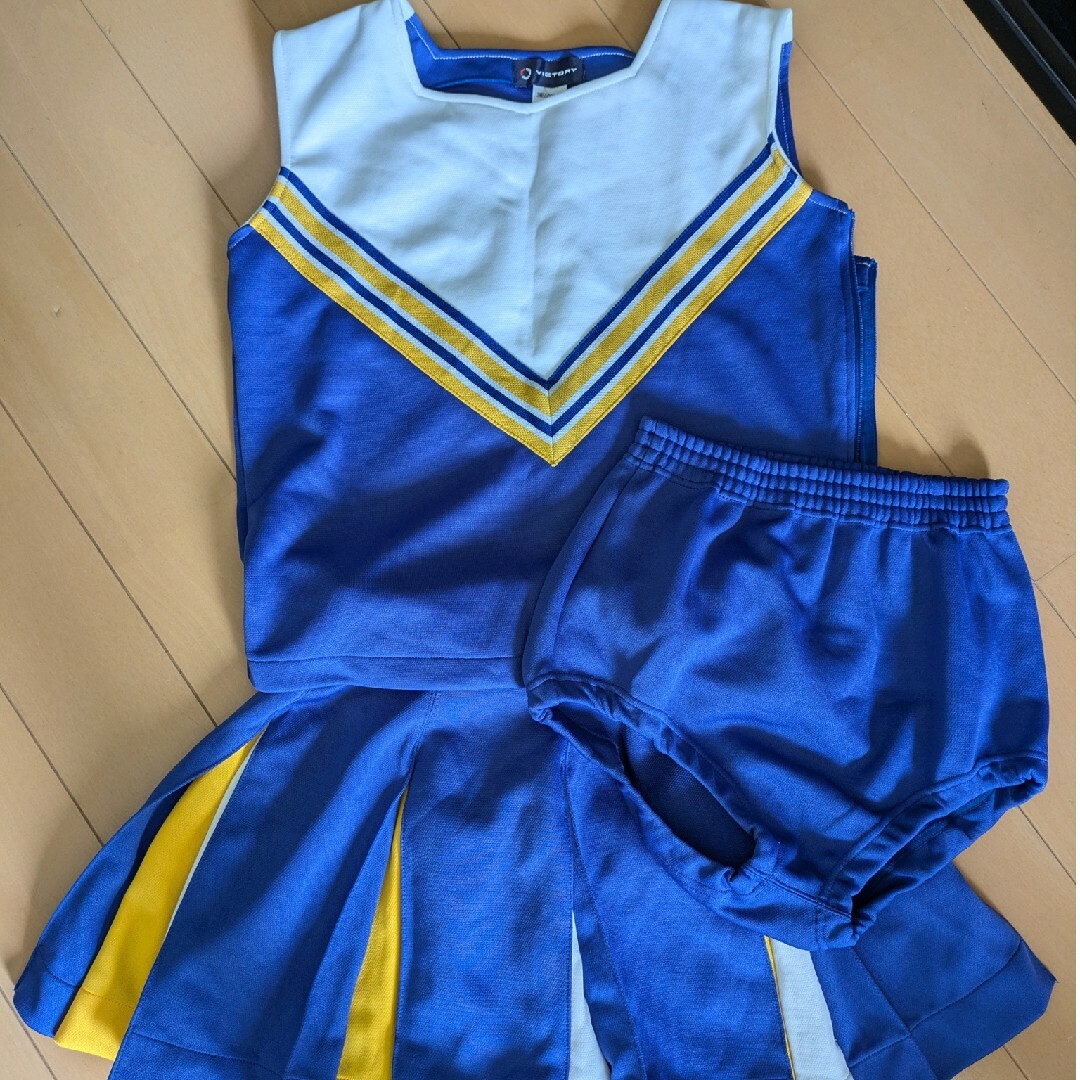 横浜体育館クラブ チア ユニフォーム チアリーディングの通販 by