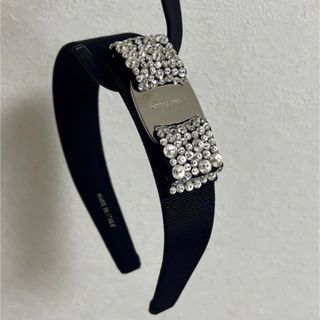 ୨୧ FERRAGAMO / カチューシャ (＋紙袋) ୨୧