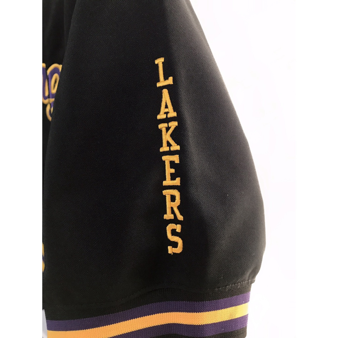 超レア】NBA ロサンゼルス・レイカーズ ウォームアップジャケット Lサイズ