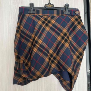 Vivienne Westwood（ミニスカート）のフリマアイテム一覧