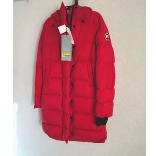CANADA GOOSE（レッド/赤色系）のフリマアイテム一覧
