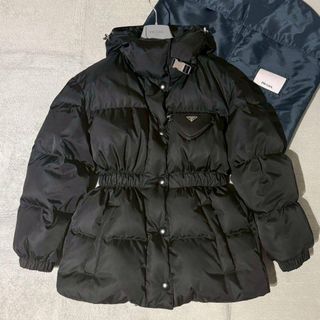 PRADA（ダウンジャケット ・ ブラック/黒色系）のフリマアイテム一覧