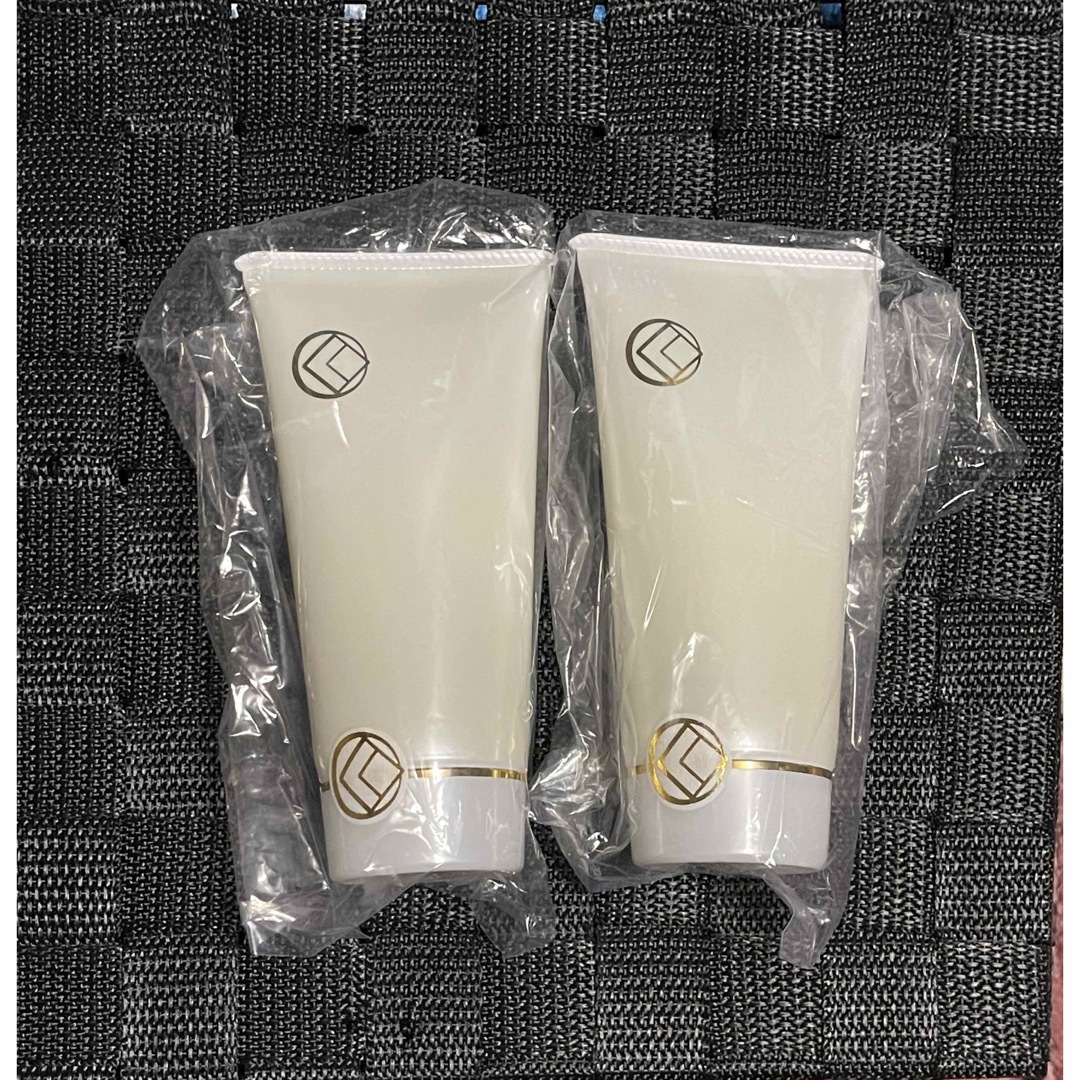 うつくしお （美塩） 洗顔料 / 肌断食研究所