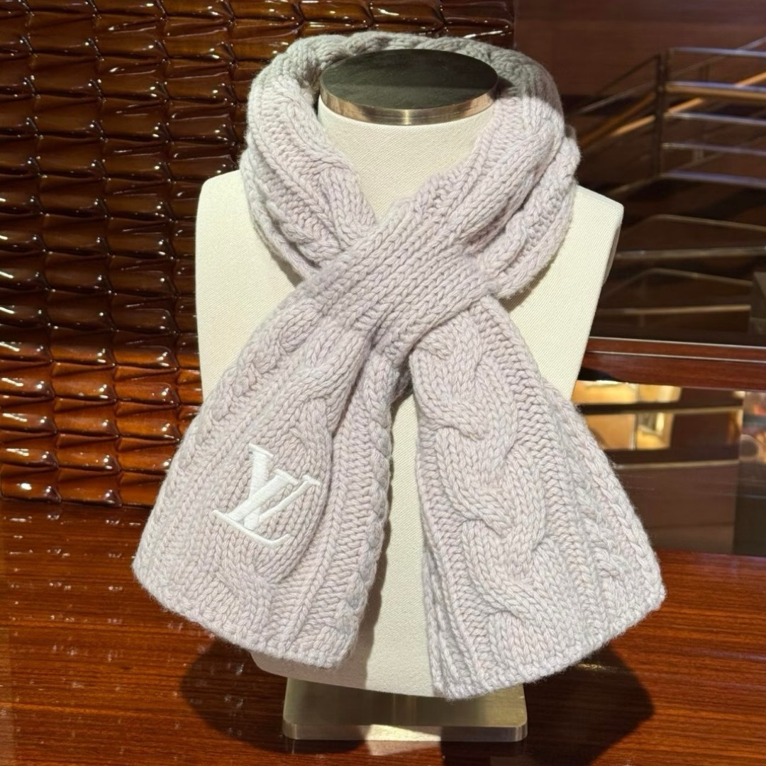 LOUIS VUITTON - マフラー・オンリー LV ミニケーブルの通販 by Luxury