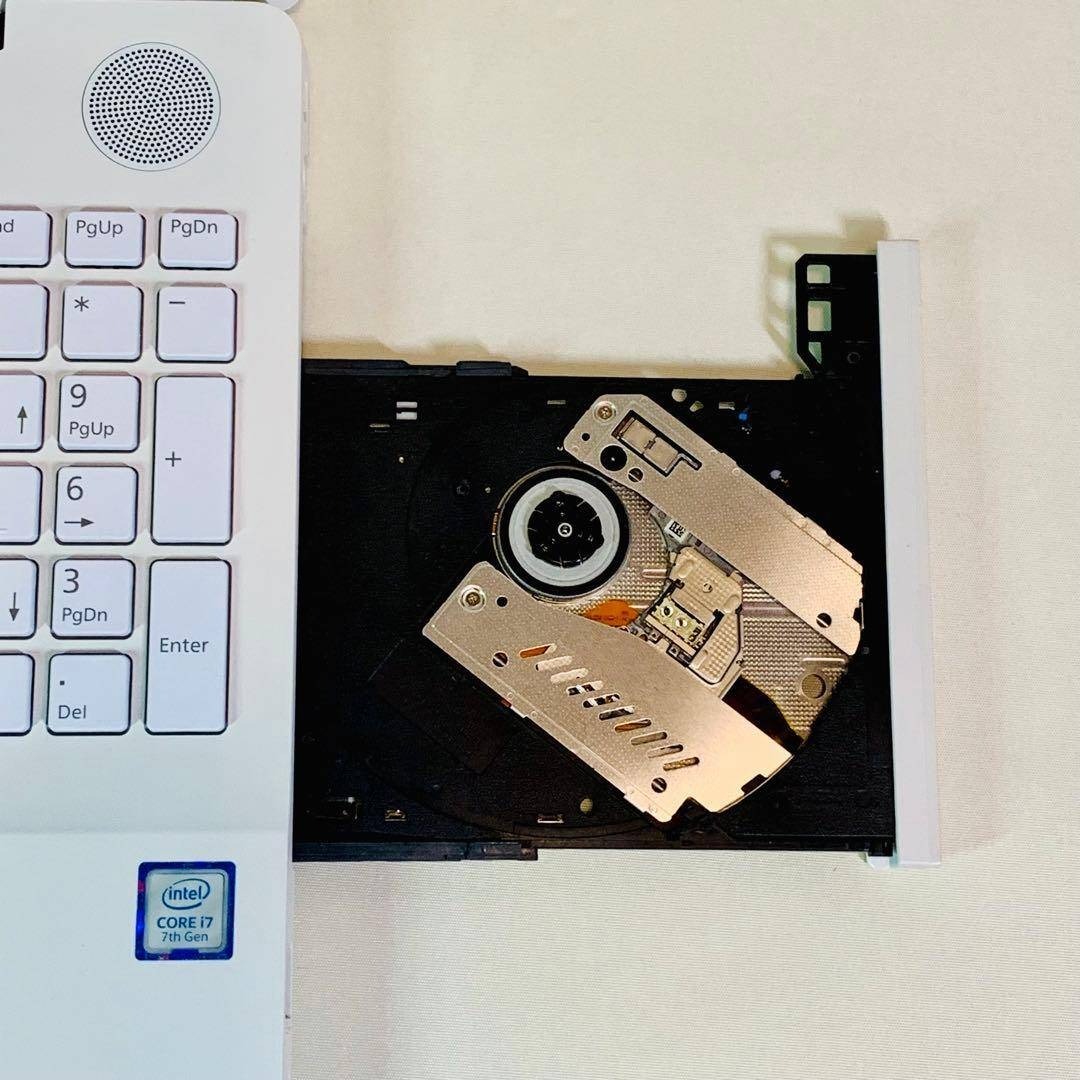 富士通 - Core i7✨SSD1TB✨16GB✨カメラ✨富士通✨オフィス✨ノート