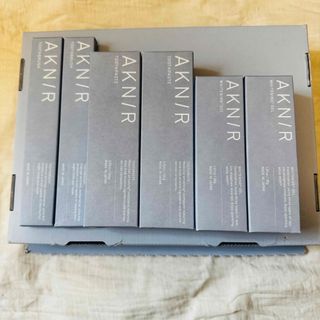 aknir アクニーのフリマアイテム一覧